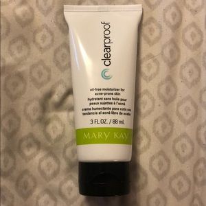 Mary Kay Clearproof Moisturizer